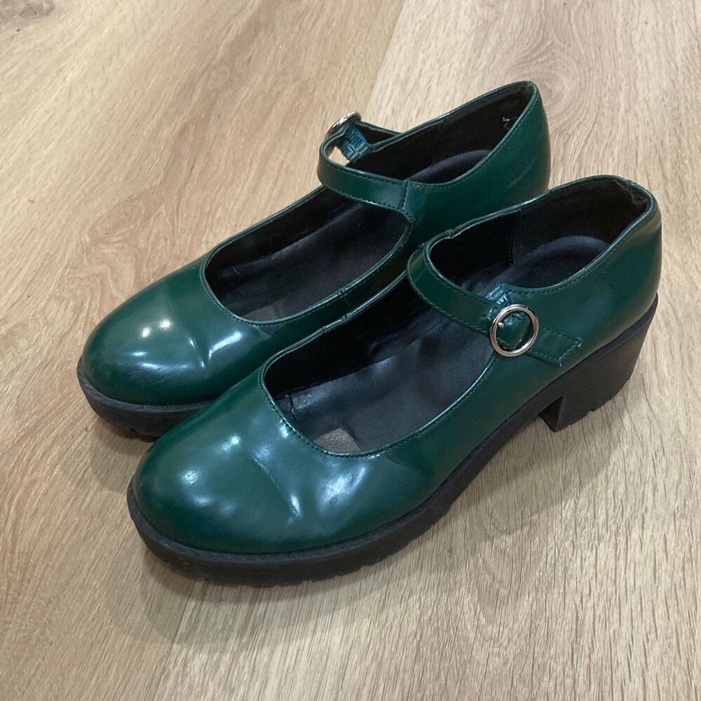Urban Outfitters Green Mary Jane Platform Heels Chunky Lug Sole Size 7
